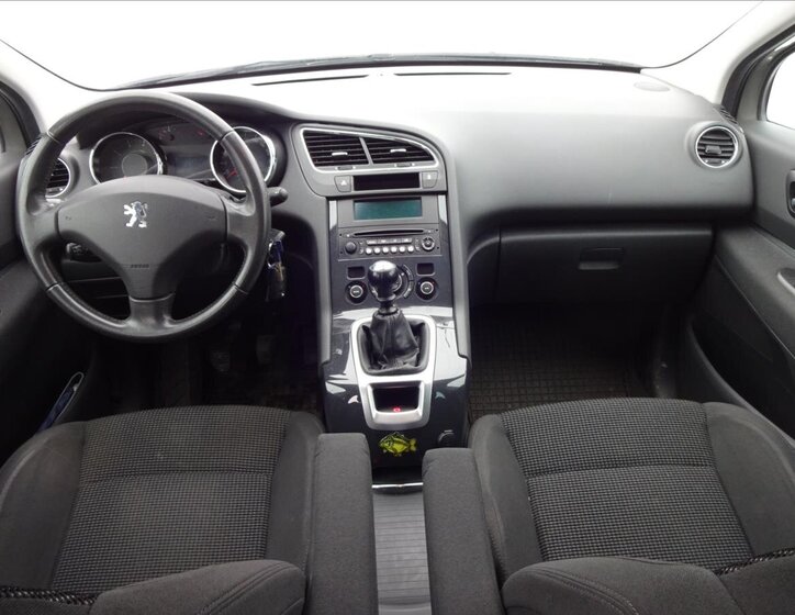 Peugeot 5008 MPV 1,6 l 115 kw