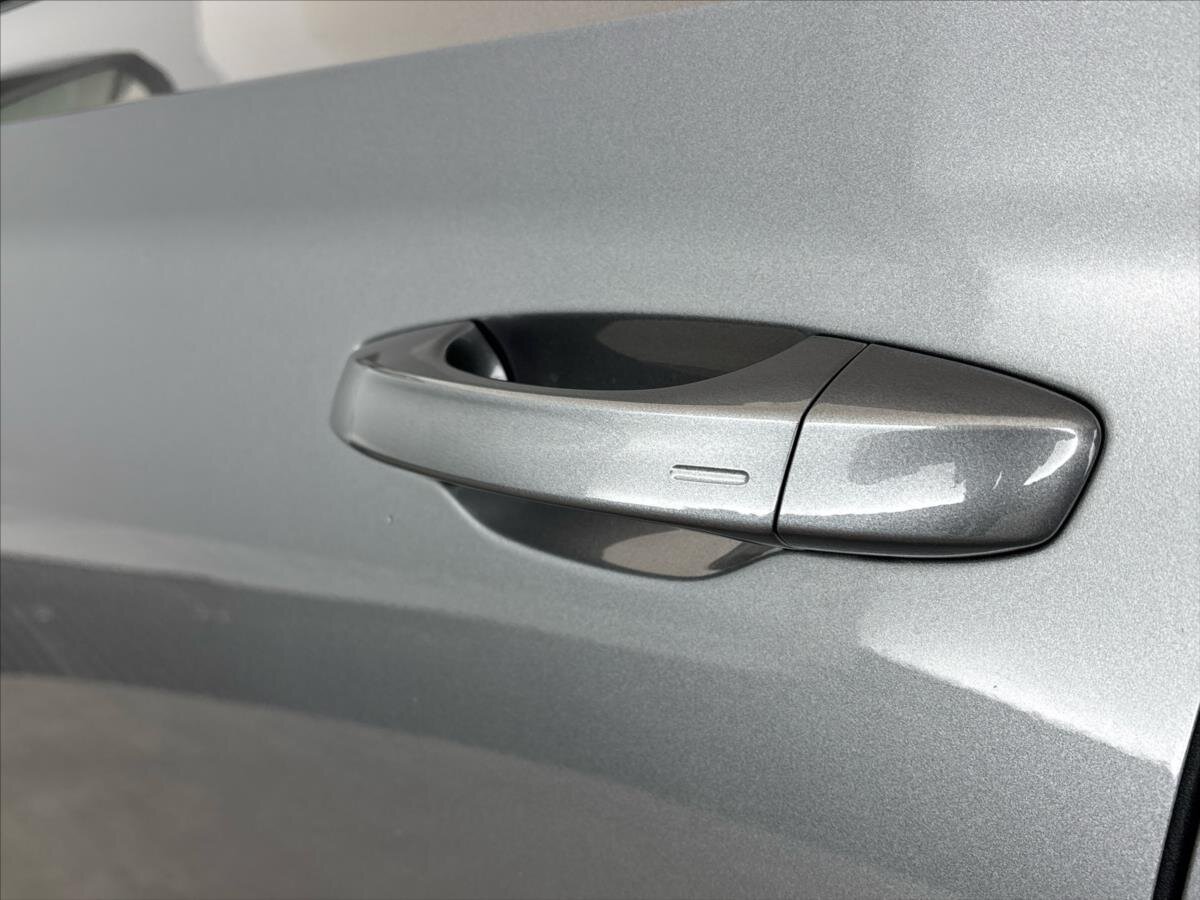 Škoda Scala Hatchback 1,5 l 110 kw