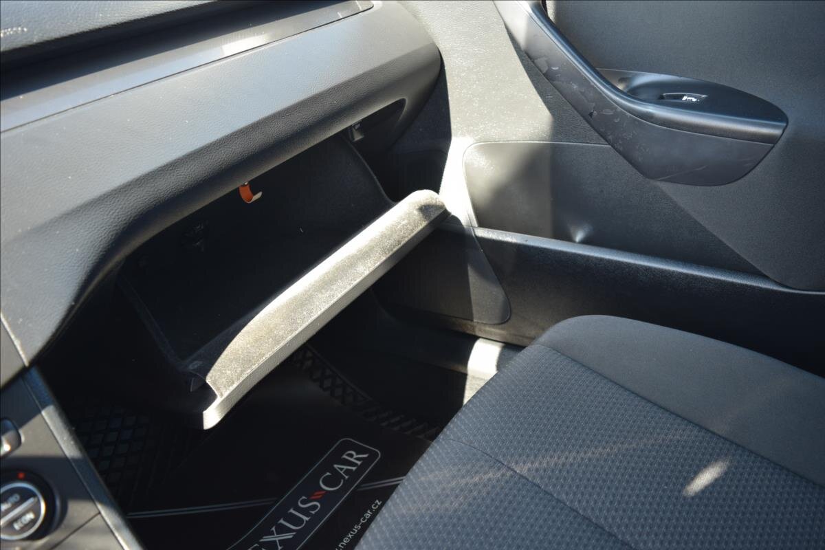 Volkswagen Passat Kombi 1,9 l 77 kw