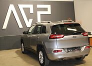 Jeep Cherokee SUV / Terénní 2,2 l 136 kw