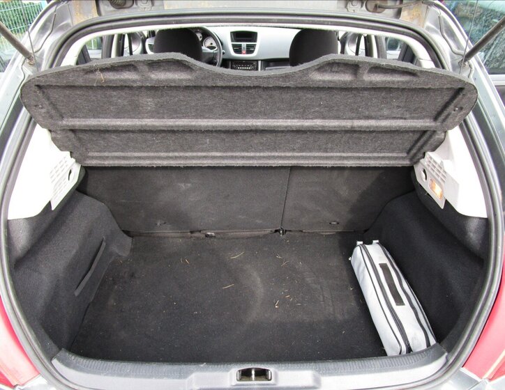 Peugeot 207 Hatchback 1,4 l 70 kw