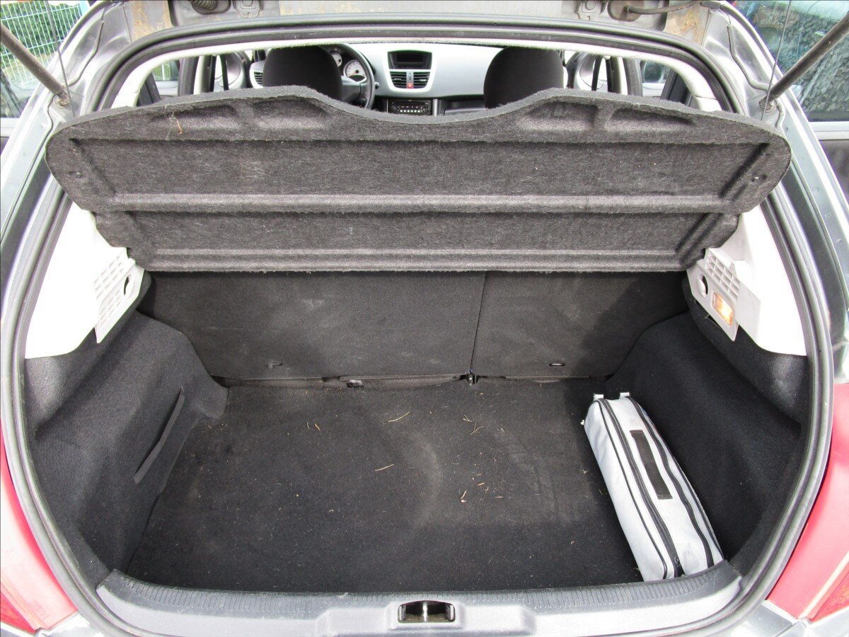 Peugeot 207 Hatchback 1,4 l 70 kw