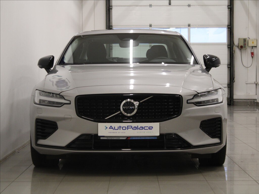 Volvo S60 Sedan 2,0 l 335 kw