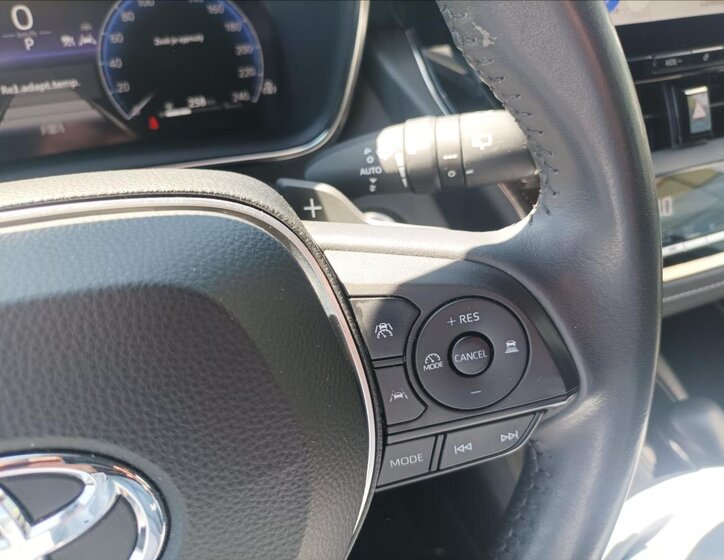 Toyota Corolla Kombi 2,0 l 112 kw