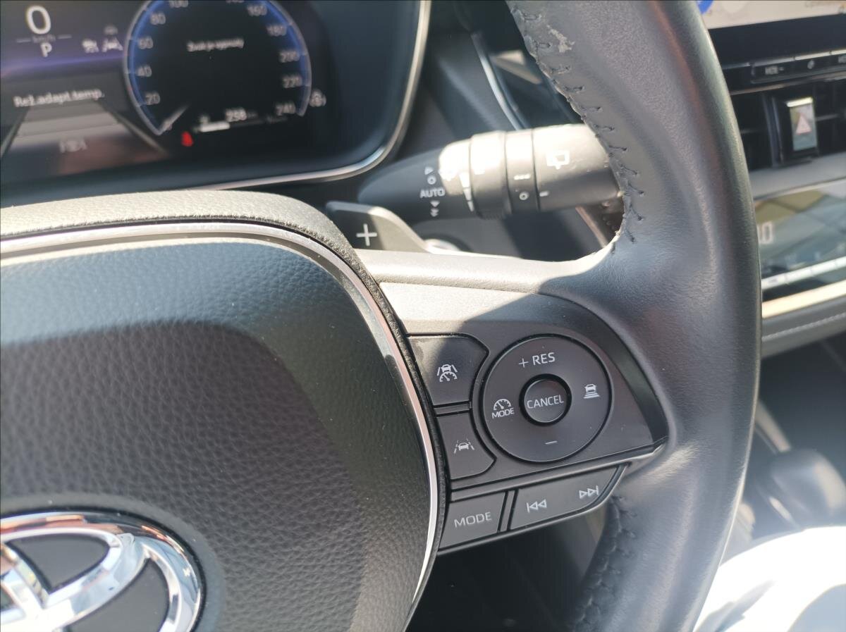 Toyota Corolla Kombi 2,0 l 112 kw