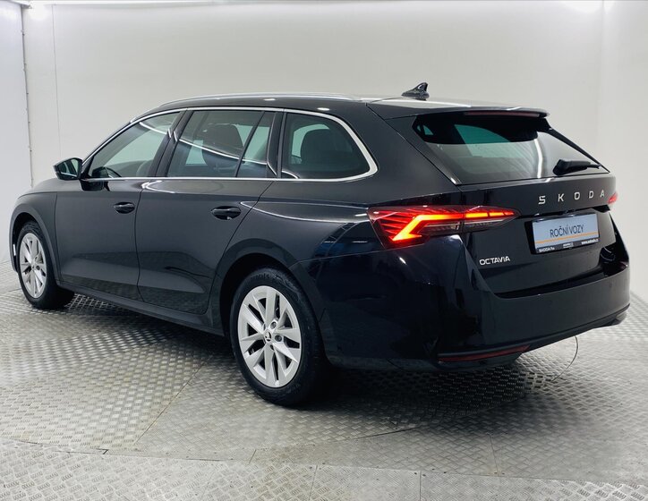 Škoda Octavia 25