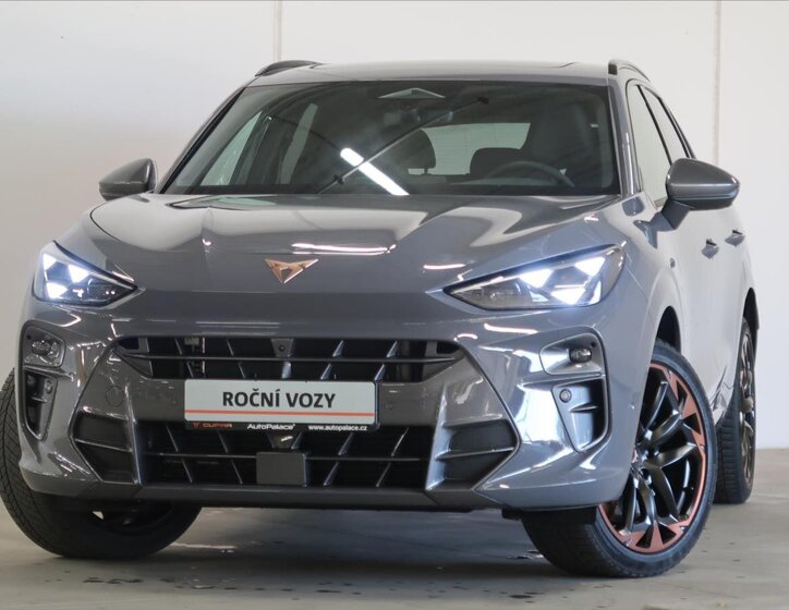Cupra Terramar SUV / Terénní 2,0 l 195 kw