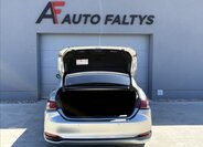 Lexus ES 300h Sedan / Limuzína 2,5 l 131 kw