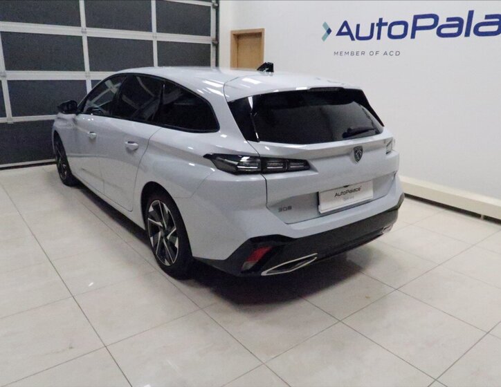 Peugeot 308 Kombi 1,5 l 96 kw