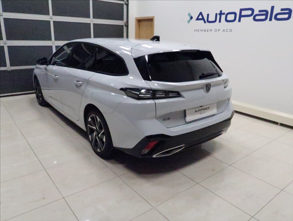 Peugeot 308 Kombi 1,5 l 96 kw