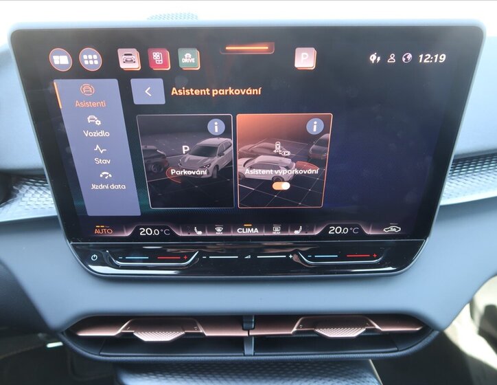 Cupra Terramar SUV / Terénní 2,0 l 195 kw