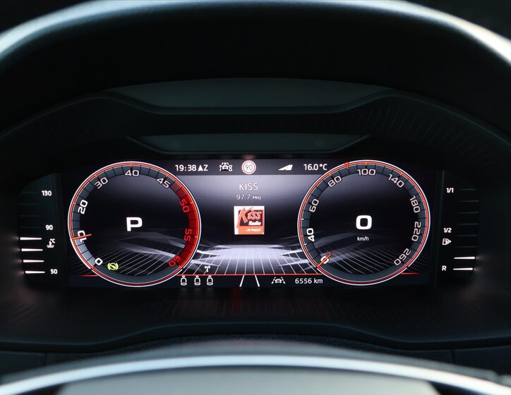 Škoda Karoq SUV / Terénní 2,0 l 110 kw