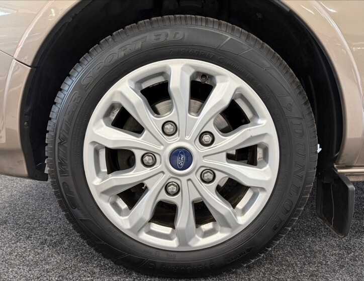 Ford Tourneo Custom 28