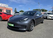 Tesla Model 3 Ostatní 0,0 239 kw