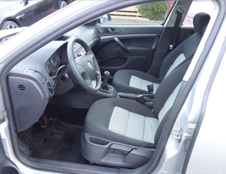 Škoda Octavia Liftback 1,6 l 75 kw