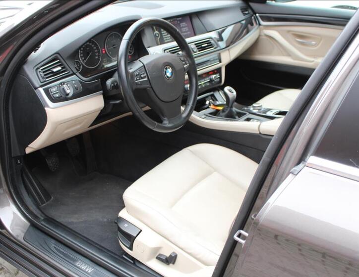 BMW Řada 5 11