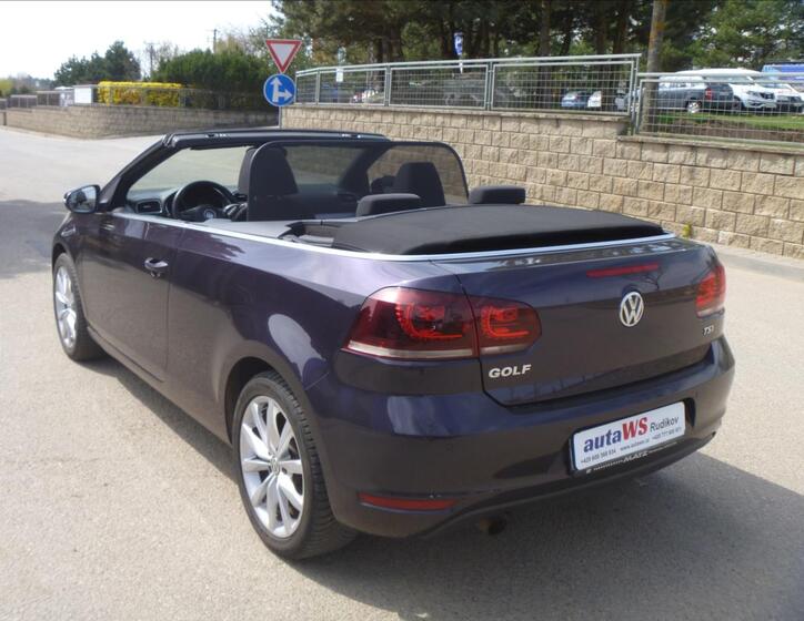 Volkswagen Golf 9