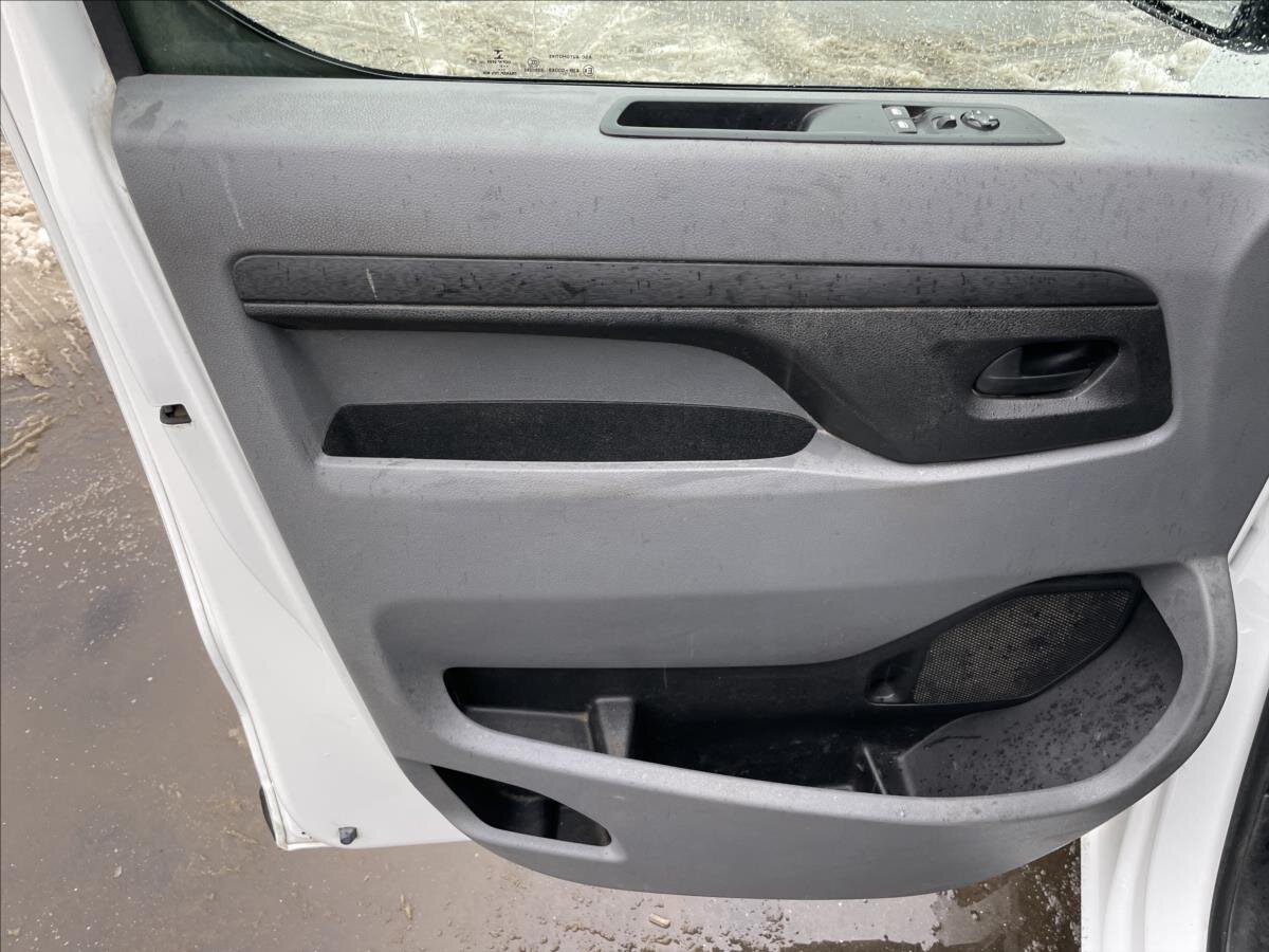 Opel Vivaro Ostatní 2,0 l 106 kw