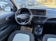 Hyundai i10 16
