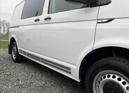 Volkswagen Transporter Kombi 2,0 l 62 kw
