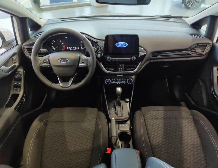 Ford Fiesta 16