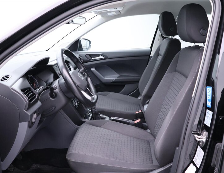 Volkswagen T-Cross SUV / Terénní 999,0 70 kw