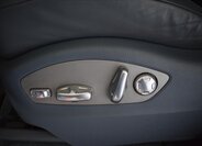 Porsche Cayenne SUV / Terénní 4,8 l 405 kw