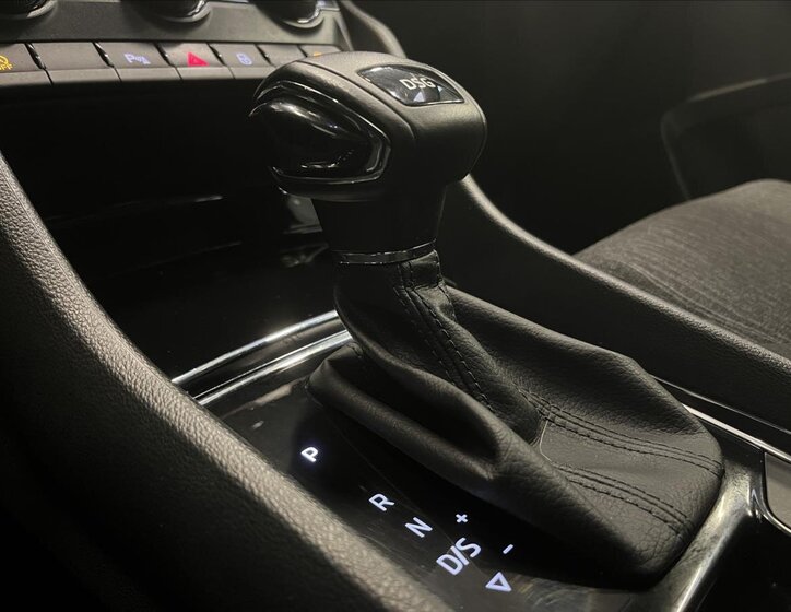 Škoda Karoq SUV / Terénní 1,5 l 110 kw