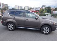 Mitsubishi Outlander 7