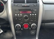 Suzuki Grand Vitara SUV 1,6 l 78 kw