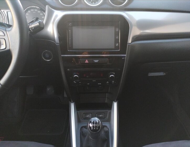 Suzuki Vitara SUV 1,6 l 88 kw