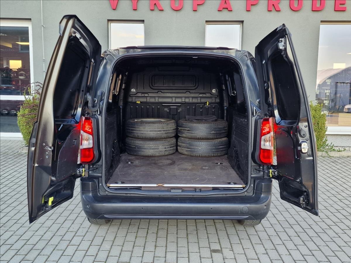 Opel Combo Skříň 1,5 l 75 kw