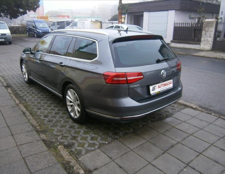 Volkswagen Passat 4