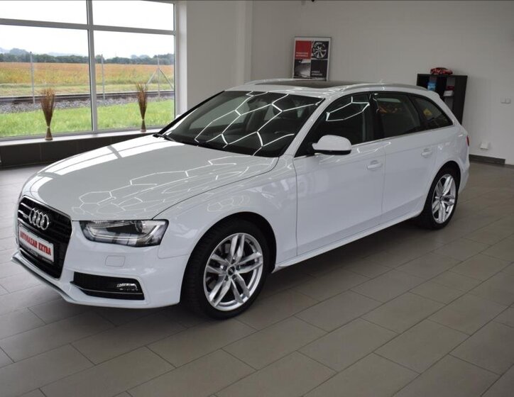 Audi A4 Kombi 2,0 l 140 kw