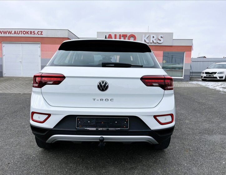 Volkswagen T-Roc 6