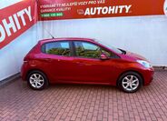 Peugeot 208 5