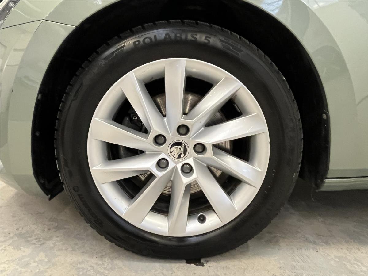 Škoda Superb Kombi 2,0 l 110 kw