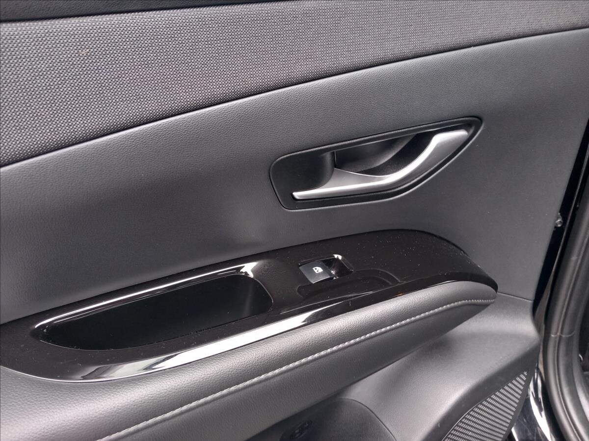 Hyundai Tucson SUV 1,6 l 110 kw