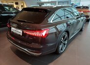 Audi A6 Allroad Kombi 3,0 l 253 kw
