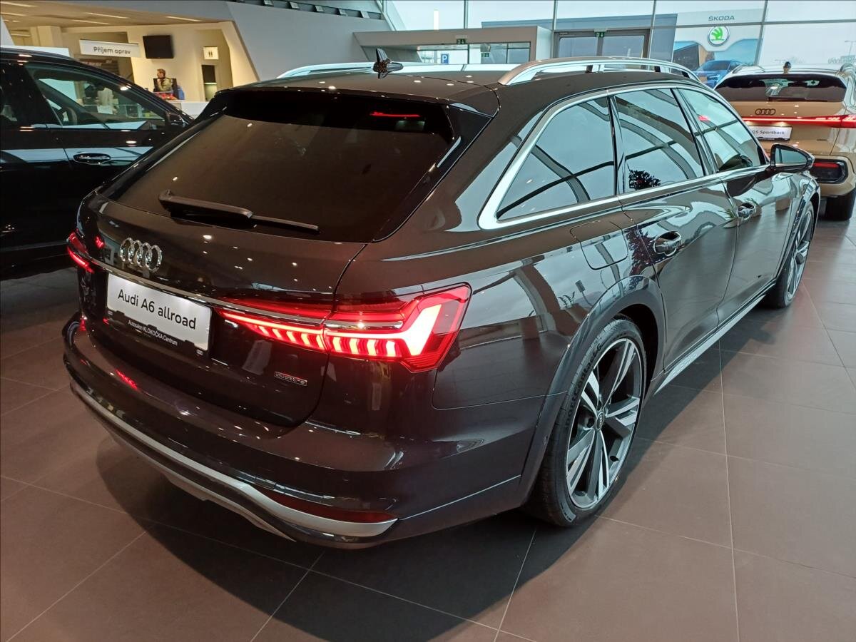 Audi A6 Allroad Kombi 3,0 l 253 kw