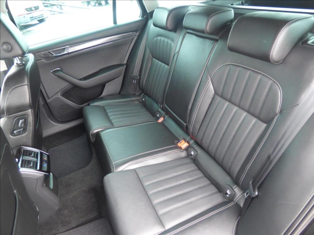 Škoda Superb Kombi 2,0 l 110 kw