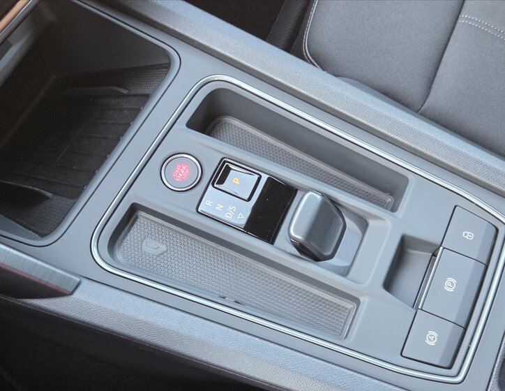 Cupra Formentor SUV / Terénní 2,0 l 140 kw