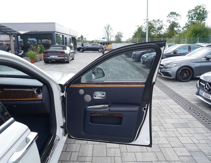 Rolls-Royce Ghost 19