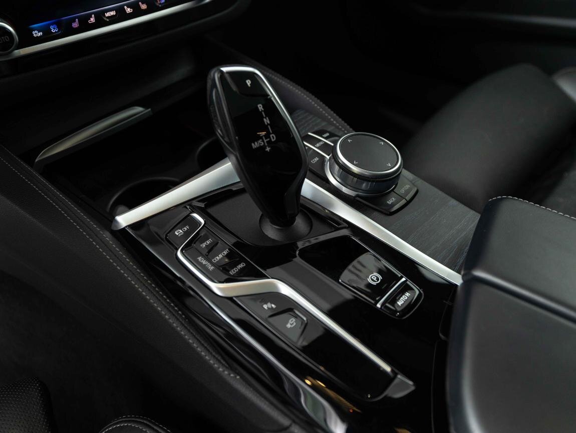 BMW Řada 5 Sedan / Limuzína 4,4 l 390 kw