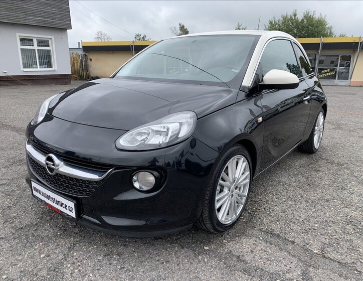 Opel Adam Hatchback 1,4 l 64 kw