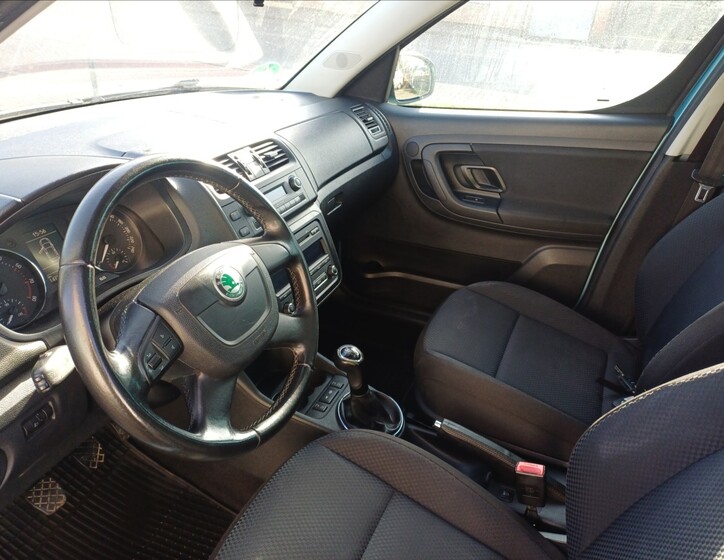 Škoda Roomster 7