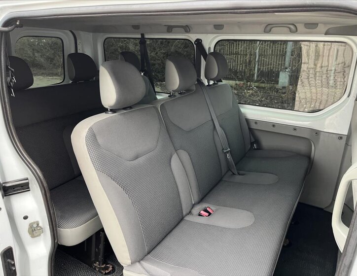 Opel Vivaro VAN-Minibus 2,0 l 84 kw