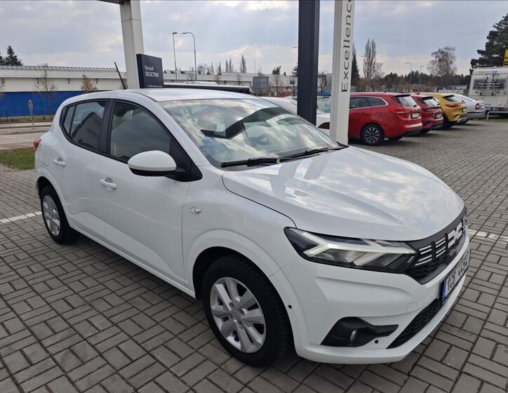 Dacia Sandero Hatchback 999,0 67 kw