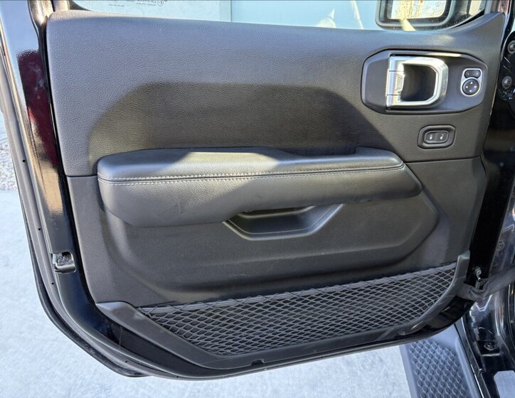 Jeep Wrangler Ostatní 2,1 l 147 kw