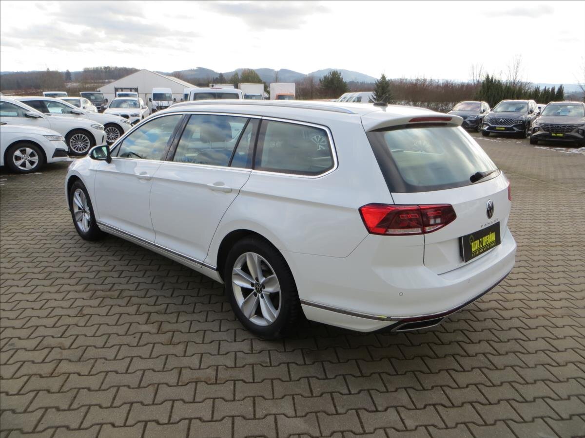 Volkswagen Passat Kombi 1,5 l 110 kw